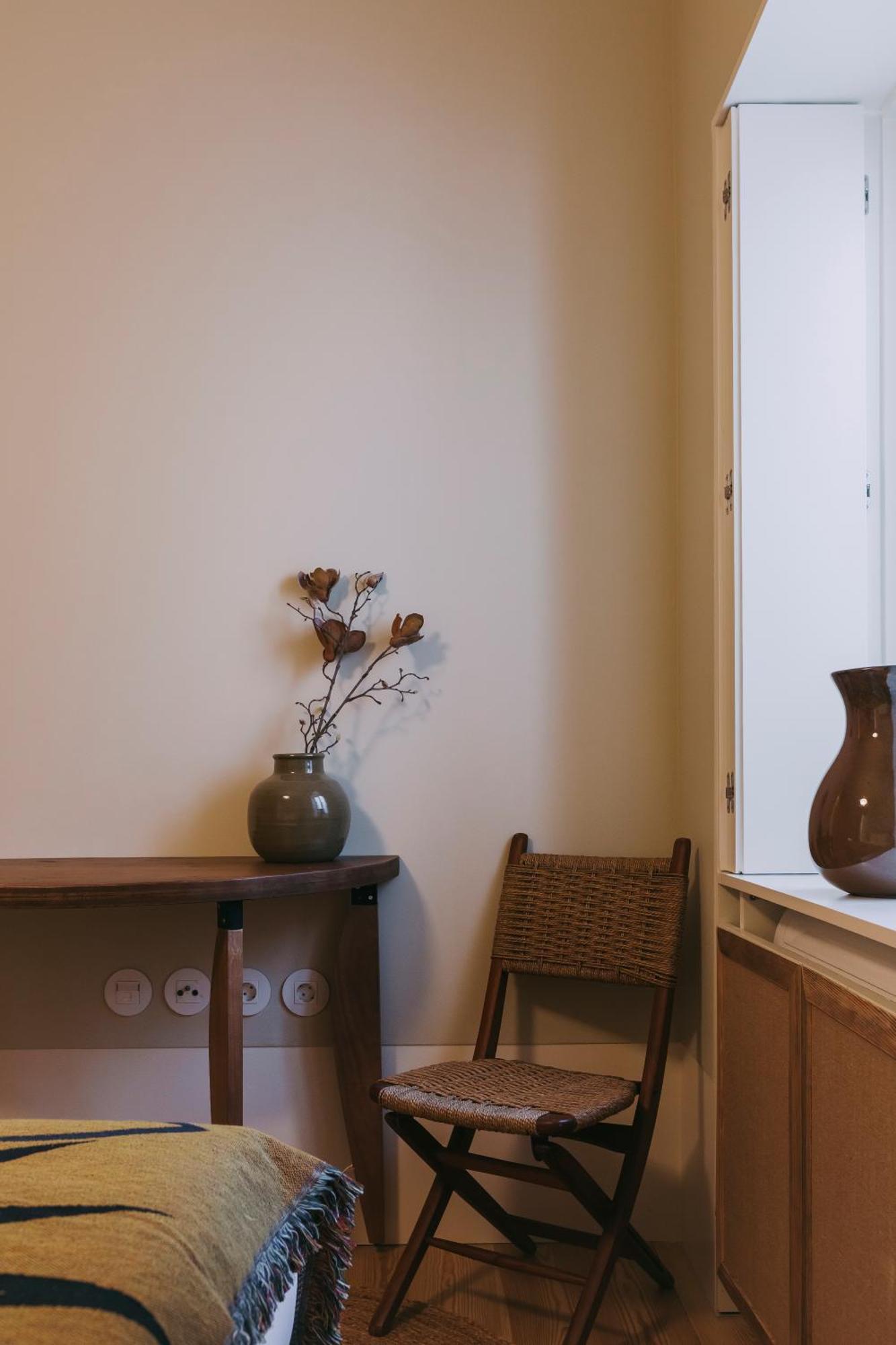 Village Aparthotel By Boa Porto Oda fotoğraf A wall painted with a light shade of beige