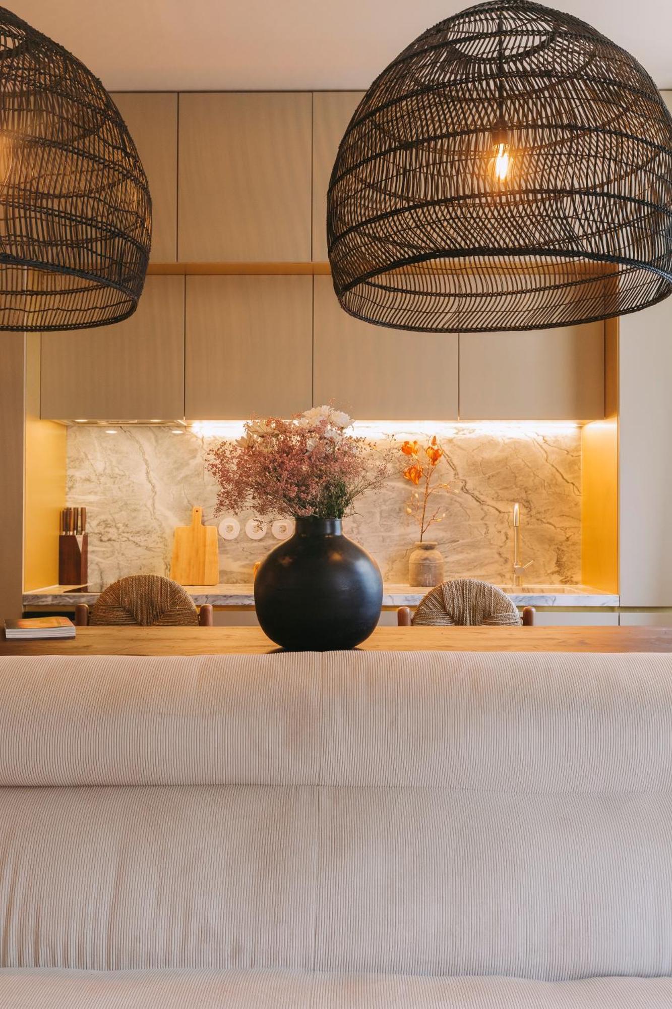 Village Aparthotel By Boa Porto Oda fotoğraf A kitchen with a marble backsplash