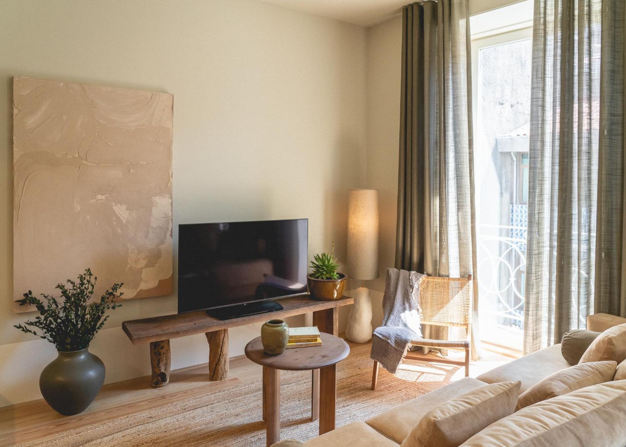 Village Aparthotel By Boa Porto Oda fotoğraf A living room in a typical apartment