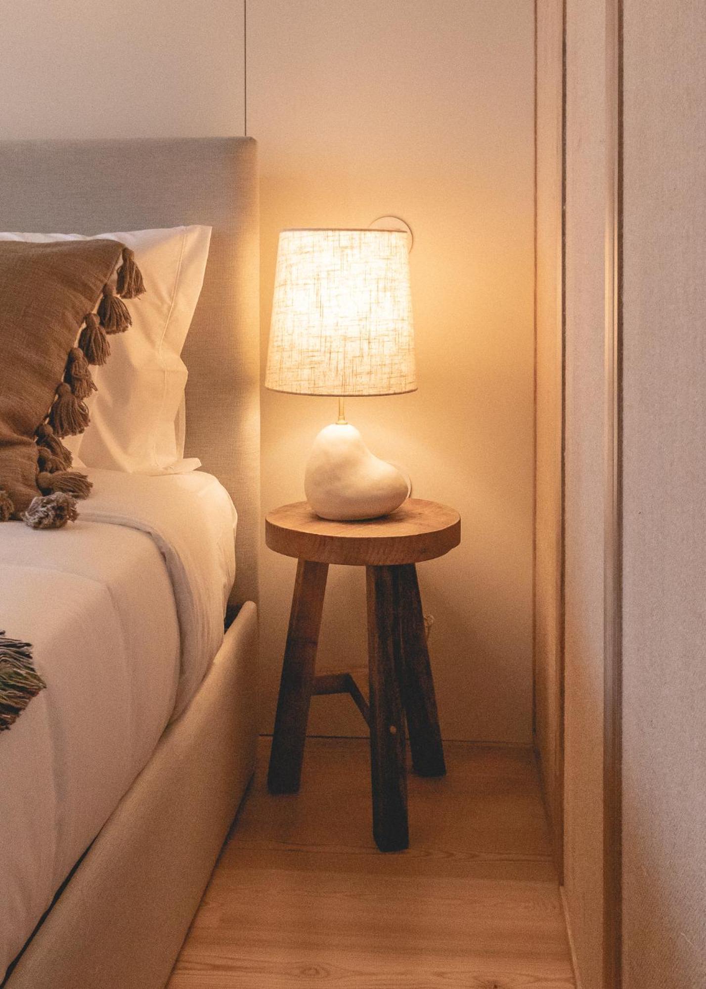 Village Aparthotel By Boa Porto Oda fotoğraf A bedside lamp